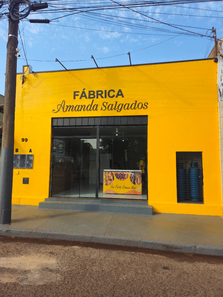 Amanda Salgados - Fábrica - vista frontal